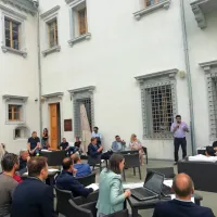 Neformalno vzdušje in dialog, v katerega so se vključili vsi 
udeleženci, je zaznamoval srečanje pobude Rešimo Goriško v 
Vipolžah. 