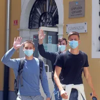 Na maturo z maskami