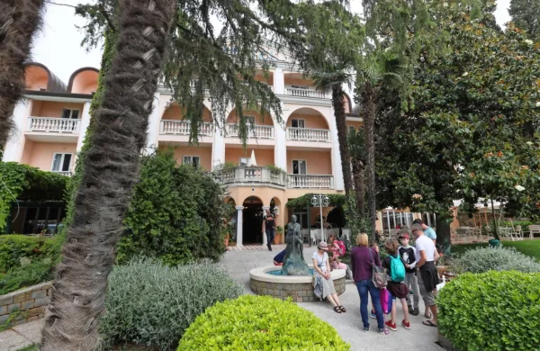 Portoroški hotel Marko je odprt - sprva  samo 30 sob - že od 22. maja,  z prvim odzivom gostov pa so zelo zadovoljni. 