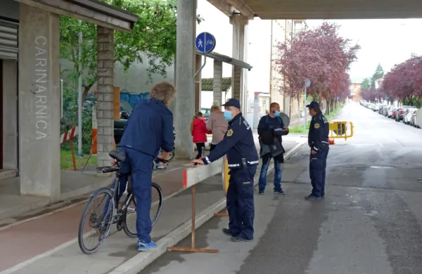  Meja med Italijo in Slovenijo se postopoma odpira. 