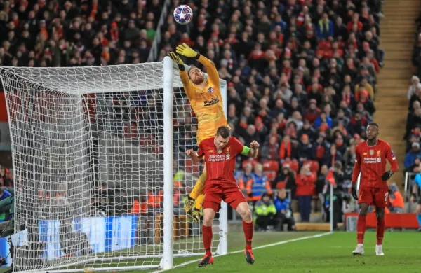 Se bo vratar madridskega Atletica Jan Oblak (na fotografiji) 
avgusta vrnil v Lizbono?