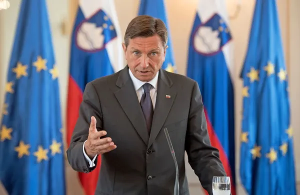 Predsednik republike in vrhovni poveljnik obrambnih sil Borut 
Pahor pričakuje izčrpno pisno poročilo o incidentu na meji z 
Italijo, v katerega naj bi bila v začetku maja vpletena slovenska 
vojaka.