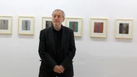 Izbranih  270 umetnin, ki jih je Žarko Vrezec ustvaril v zadnjem desetletju, si je mogoče v Lokarjevi galeriji ogledati še do 27. junija. 