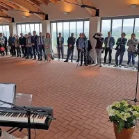 Grad spet utripa z o&scaron;tirjem in rebulami