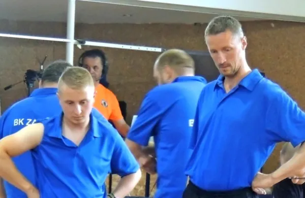 Balinarji Zabič (v svetlejših dresih) so na gostovanju pri Krimu  
slavili pomembno zmago.
