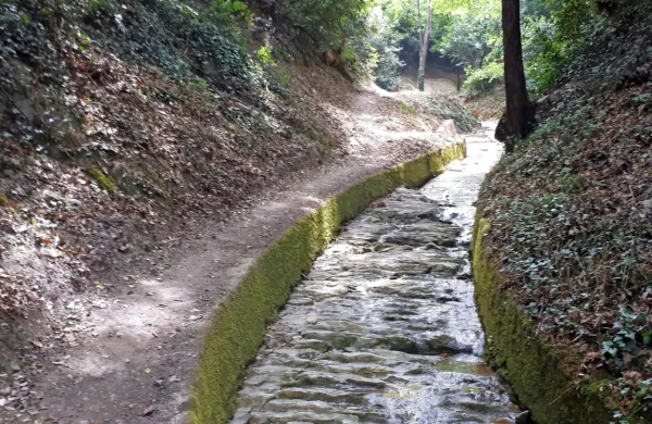 Ob hudourniku bodo spet uredili pe&scaron;pot