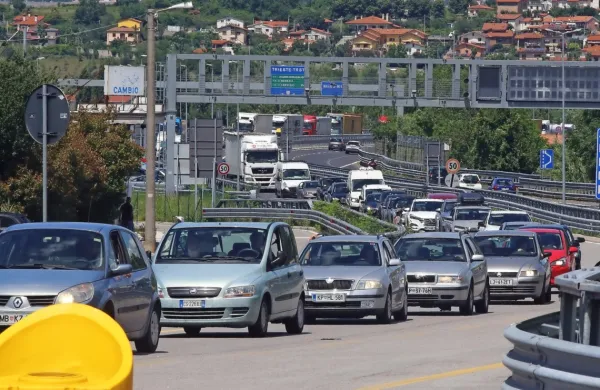 Zastoji na mejnem prehodu &Scaron;kofije