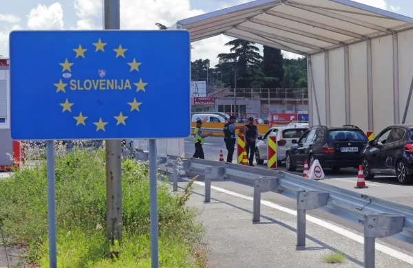 Po četrtkovih zastojih na Škofijah danes pri vstopu iz Italije ni 
posebnosti.