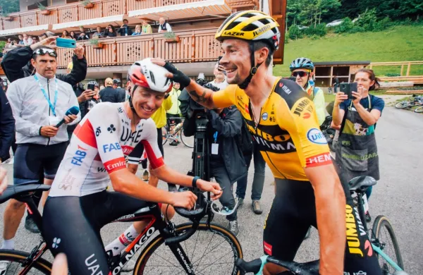 Glavna junaka državnega prvenstva  sta bila  srebrni Tadej Pogačar (levo) in  prvak Primož Roglič. 