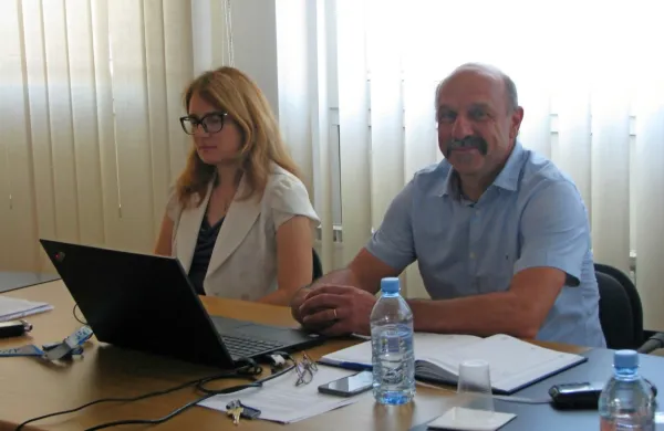 Sandro Kravanja in Sonja Belac sta predstavila rezultate gospodarskih družb v obalno-kraški regiji v letu 2019.