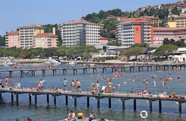 V enem dnevu unovčili 10.000 bonov
