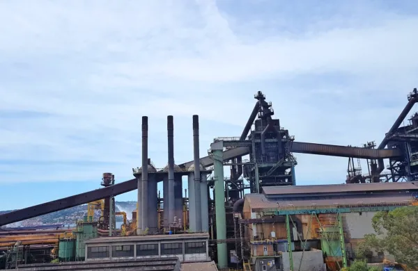 Na območju nekdanje koksarne in plavža v Škednju naj bi nastal 
pristaniški terminal, ki bo povezan tudi z logistično ploščadjo in 
železniškim omrežjem.