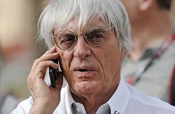 Nekoč prvi mož formule 1 Bernie Ecclestone je pri 89 letih četrtič 
postal oče.