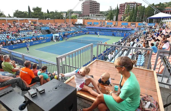 Vodstvo teniške zveze ATP je v izjavi za javnost sporočilo 
prilagojen program sezone v seriji challenger turnirjev. Del te je 
sicer tudi portoroški teniški turnir, ki pa ni bil uvrščen v predvideni 
termin med 17. in 23. avgustom.