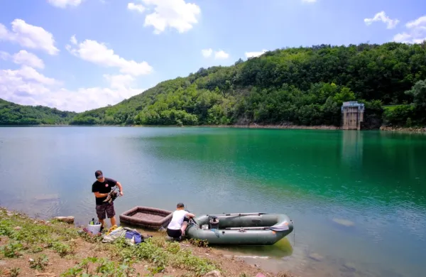 Tudi med  najbolj intenzivnimi deli na pregradi na Vogrščku naj  ne bi popolnoma izpraznili umetnega jezera.