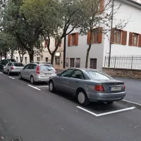 Tudi na  Trgu Brolo bo parkiranje treba plačati vse dni v tednu od 
6. do 19. ure.