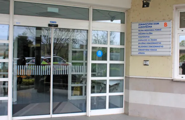 Sončni elektrarni na &scaron;oli in ZD
