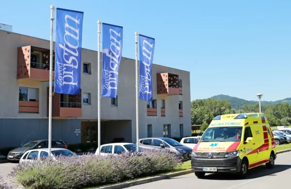 V vipavskem Centru starej&scaron;ih Pristan &scaron;e trije primeri okužb