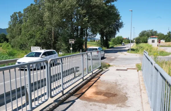 Motorist je podlegel po&scaron;kodbam