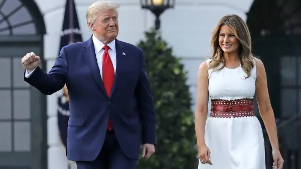 Melania Trump je dobrodelna, Donald Trump pa zavrača očitke iz 
knjige svoje nečakinje.