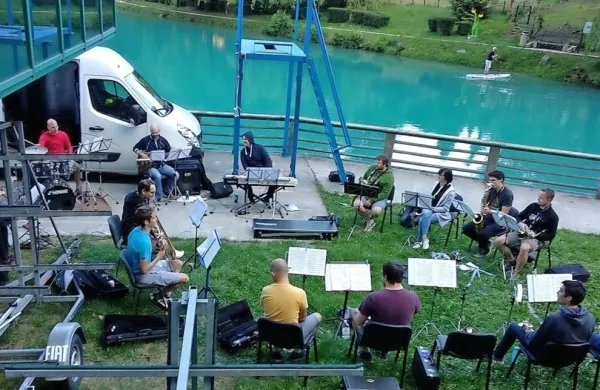 &Scaron;ov mora naprej z Jazz Punt Big Bandom