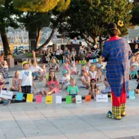 Klovn Zupi iz trzinskega Teatra Cizamo je bil odličen gostitelj in 
vselej dobrodošel gost.  