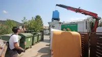 Komunala bo smeti v Šempetru in Vrtojbi odvažala le še pol leta. Občina mora poiskati novega izvajalca. 