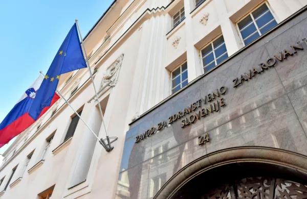 ZZZS ob polletju s stomilijonsko izgubo in zadolževanjem pri državni zakladnici