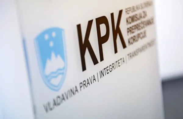 Upravno sodi&scaron;če pritrdilo KPK v primeru lobiranja v zadevi Izolski otok