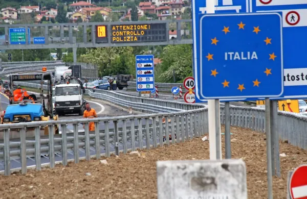 Italija je svoje meje zaprla še za potnike iz Srbije, Črne gore in 
Kosova.