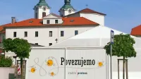 Novi lastnik Studia Proteus, A1 Slovenija, naj bi omogočil tudi 
nova vlaganja v omrežje na območju Postojne.   