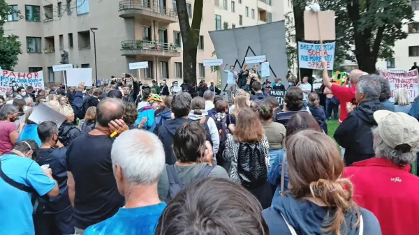 Protestni pohod so zaključili z ustanovitvijo ljudske skup&scaron;čine