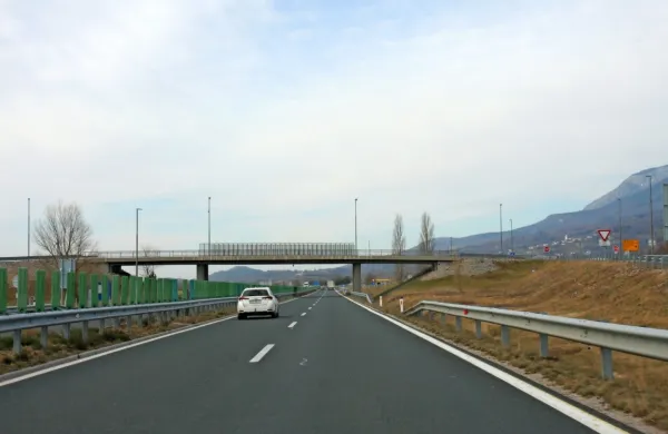 Vipavska hitra cesta