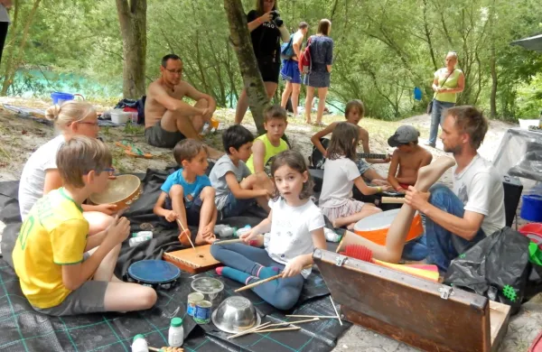 Festivala Sajeta ne smejo izvesti na idiličnem Sotočju, kjer je poleg 
koncertov tudi ogromno spremljevalnih delavnic. A festival bo. 