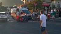 Nesreča se je zgodila sredi nedeljskega  vrveža v obmorskem mestecu Pozzuoli.
