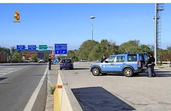 Tržaški finančni stražniki so nezakonitemu poslu prišli na sled na 
mejnem prehodu pri Fernetičih. Fotografija je simbolična.