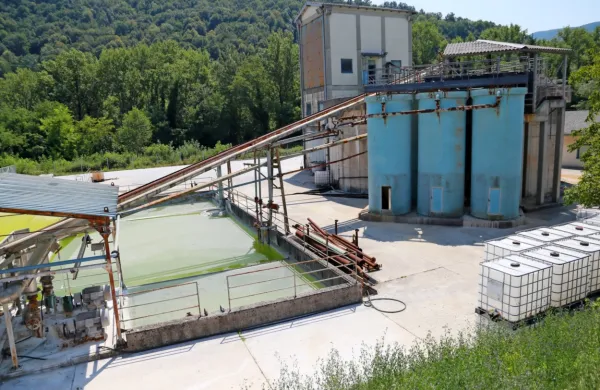 Kdaj bo javnost izvedela, kako strupene snovi so se znašle v pitni 
vodi in v kakšnih količinah?