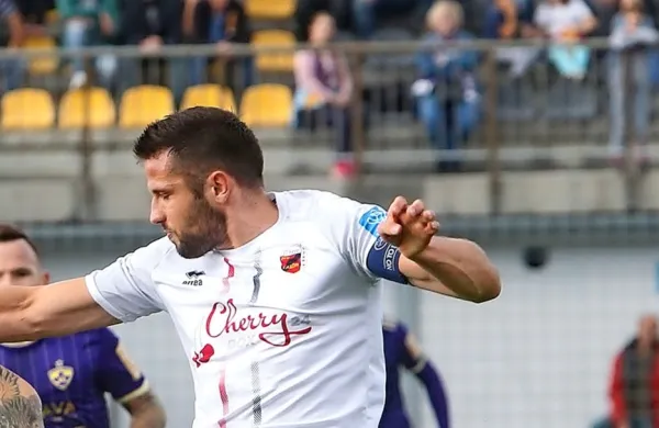 Iz Tabora bo nepričakovano odšel steber  obrambe  Antonio 
Azinović.