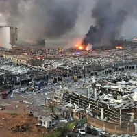Po najnovejših podatkih libanonskega Rdečega križa je v eksplozijah umrlo najmanj sto ljudi, več kot 4000 jih je bilo ranjenih. 
(Foto: Twitter)