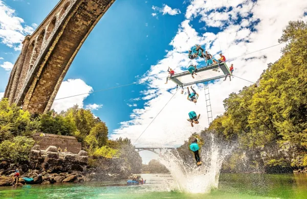 Dunking Devilsi pod Solkanskim mostom