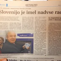 V 68. letu starosti je nenadoma umrl nekdanji premier, finančnik in 
predsednik Nove Slovenije dr. Andrej Bajuk. 

