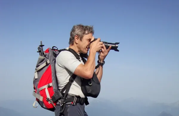 Miljko Lesjak ne gre nikamor brez fotoaparata.
