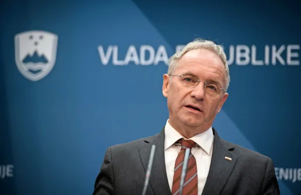 Minister za notranje zadeve  Aleš Hojs