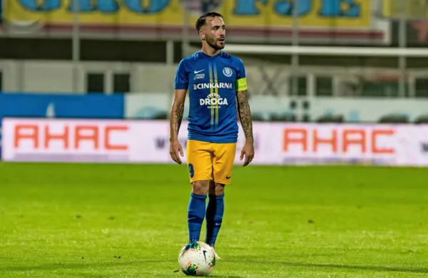 Celjski kapetan Mitja Lotrič bo pomemben adut slovenskih 
prvakov v drevišnjem obračunu z Dundalkom.