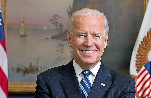 Joe Biden je v četrtek zvečer z govorom iz Delawara ob koncu prve 
virtualne nacionalne konvencije v zgodovini ZDA sprejel predsedniško nominacijo demokratske stranke.