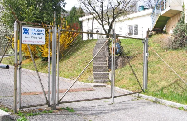 Občina pričakuje, da bo prihodnji teden le dobila dovoljenje za 
ponovno uporabo pitne vode v Anhovem. 