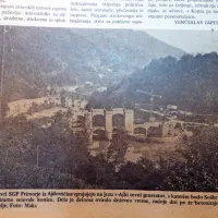 Delavci ajdovskega SGP Primorje so na jezu v Ajbi vgrajevali cevni 
generator, s katerim so Soške elektrarne reševale konice.