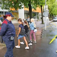 Na poti v šolo nad učenci OŠ Milojke Štrukelj bdijo tudi redarji.
