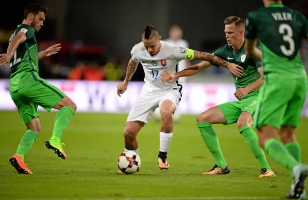 Amedej Vetrih (levo) je ognjeni krst v slovenski reprezentanci 
prestal pred tremi leti na Slovaškem.  