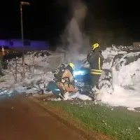 V Ajdov&scaron;čini ponoči goreli avti in komunalni zabojniki